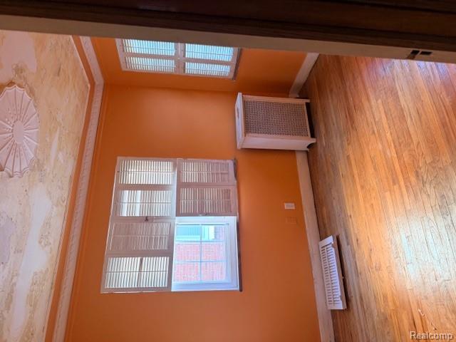 18303 Santa Barbara Drive, Detroit, MI 48221 — Photo 8