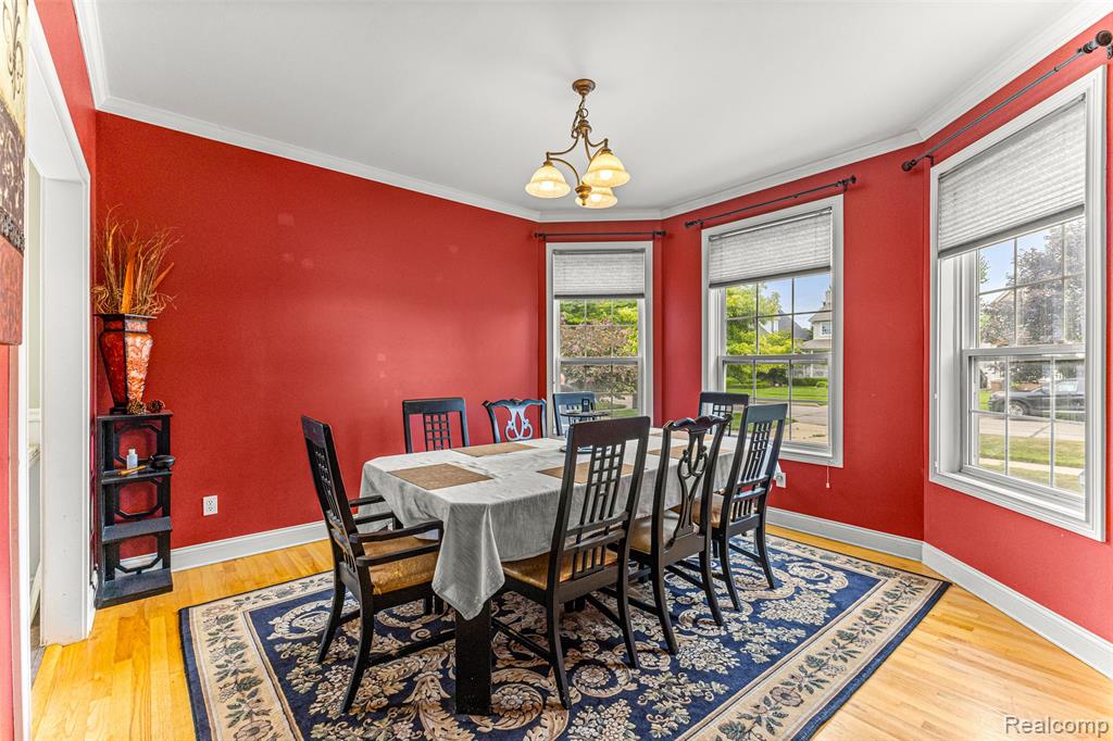 524 Orchard Street, Wyandotte, MI 48192 — Photo 13
