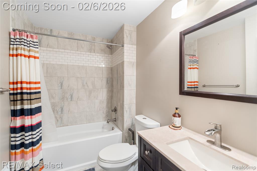 5031 McCandlish Road, Grand Blanc, MI 48439 — Photo 32