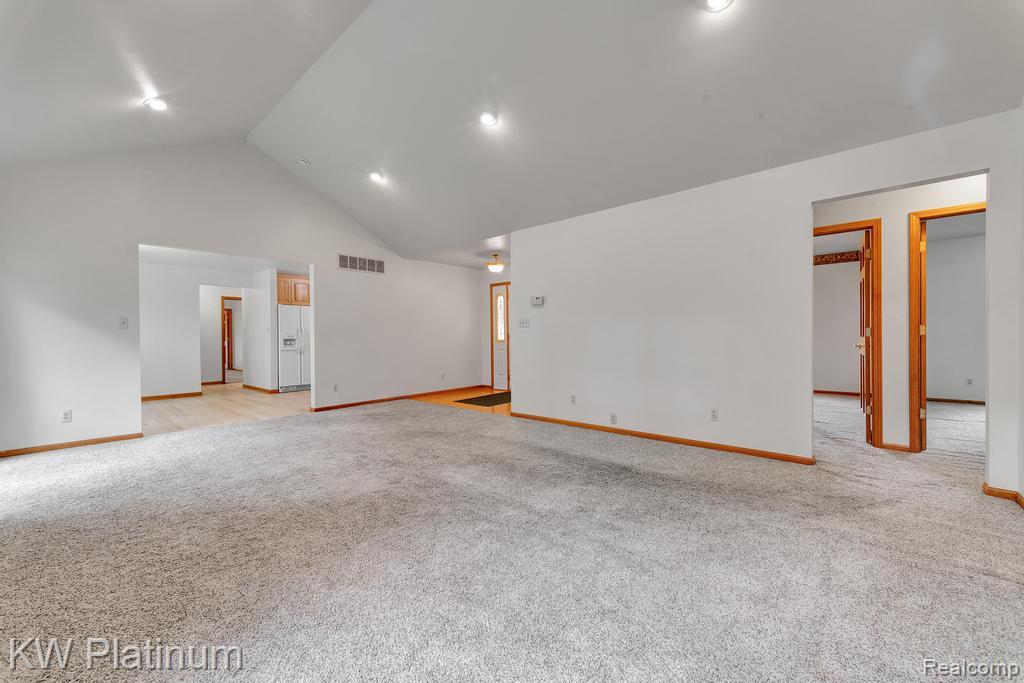 4626 Glenalda Drive, Clarkston, MI — Photo 12