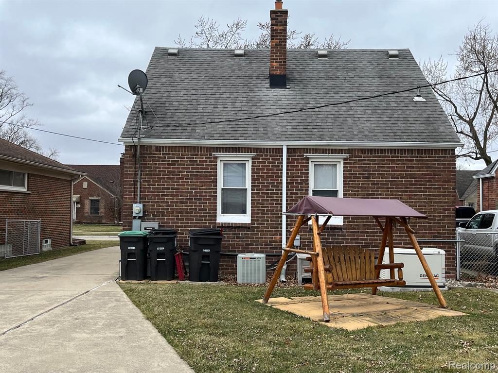 7553 WEDDEL Street, Taylor, MI 48180 — Photo 20