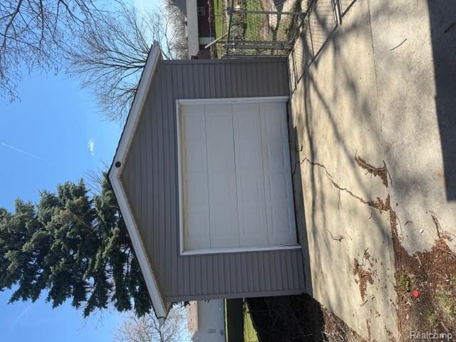 3517 Fern Avenue, Burton, MI 48529 — Photo 11