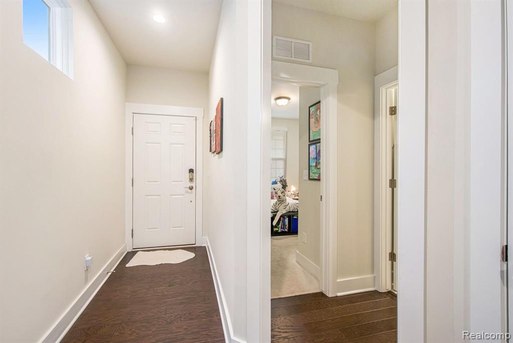 2822 Dillon Drive, Ann Arbor, MI 48105 — Photo 16