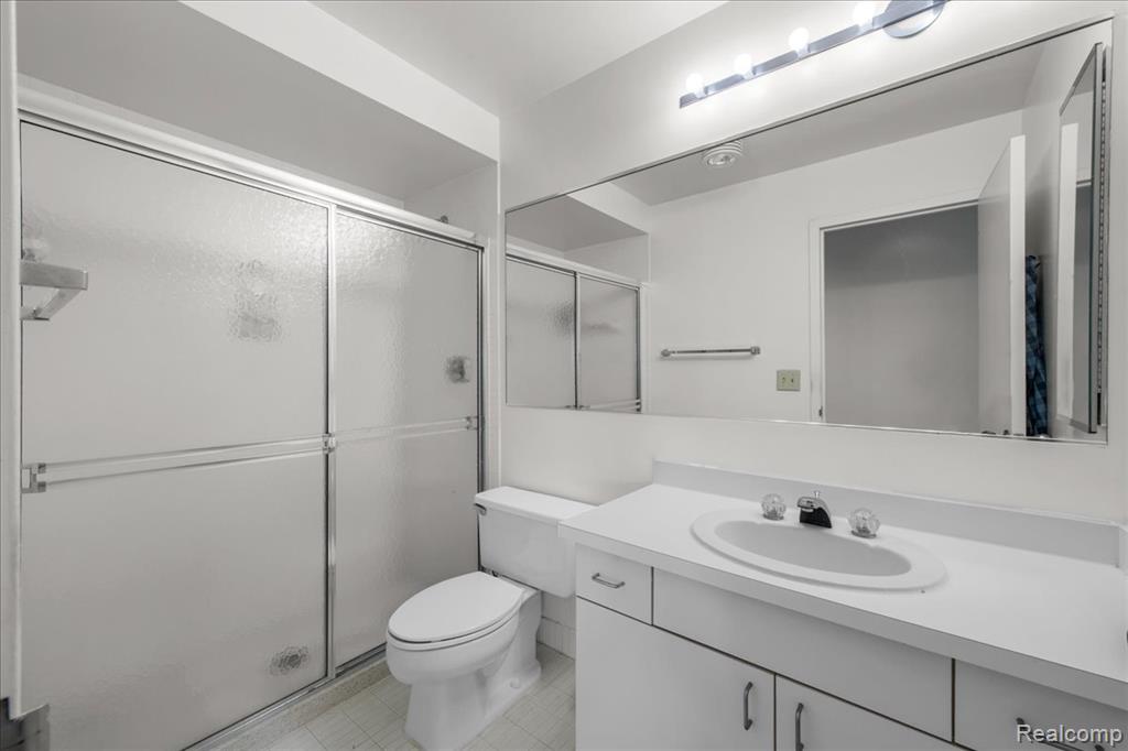 5000 Town Center, 3303-3304, Southfield, MI 48075 — Photo 30
