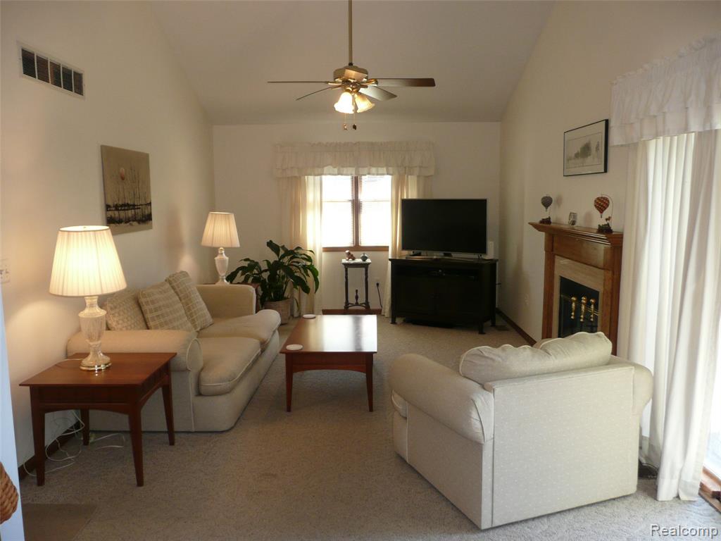2388 Ava, Howell, MI 48843 — Photo 10