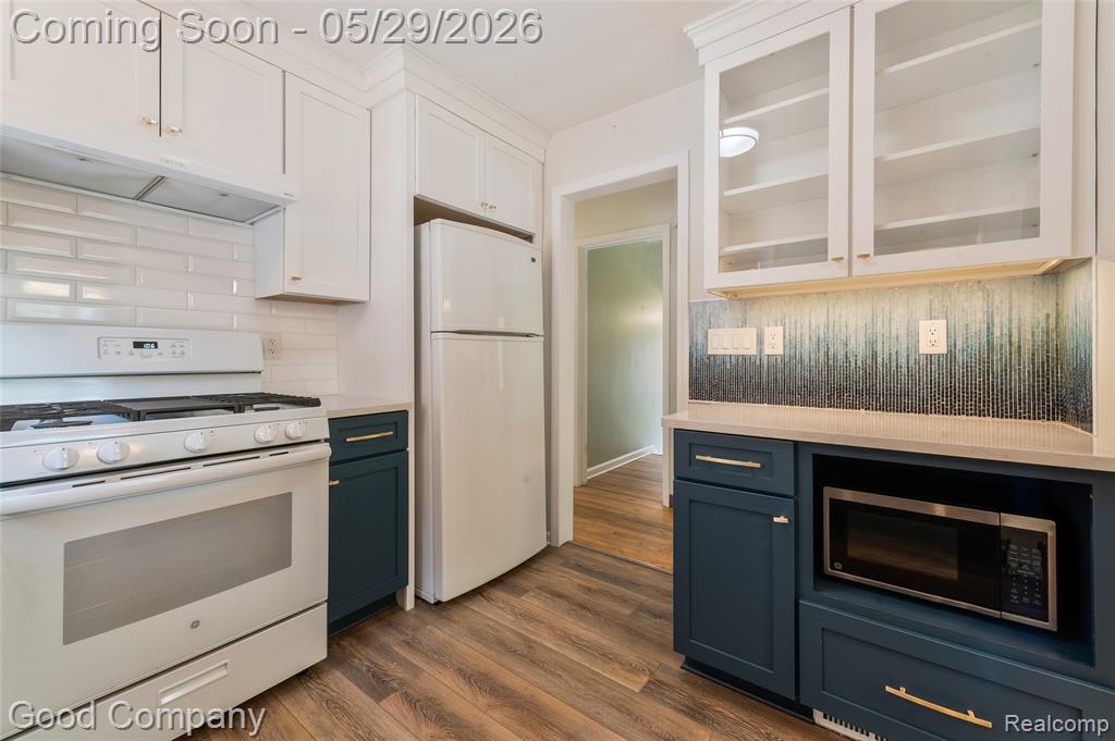 525 Helene Avenue, Royal Oak, MI 48067 — Photo 10