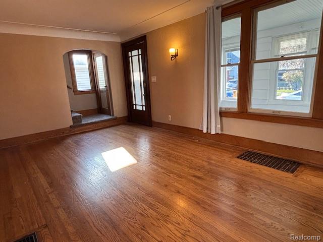 901 LONGFELLOW Avenue, Royal Oak, MI 48067 — Photo 8