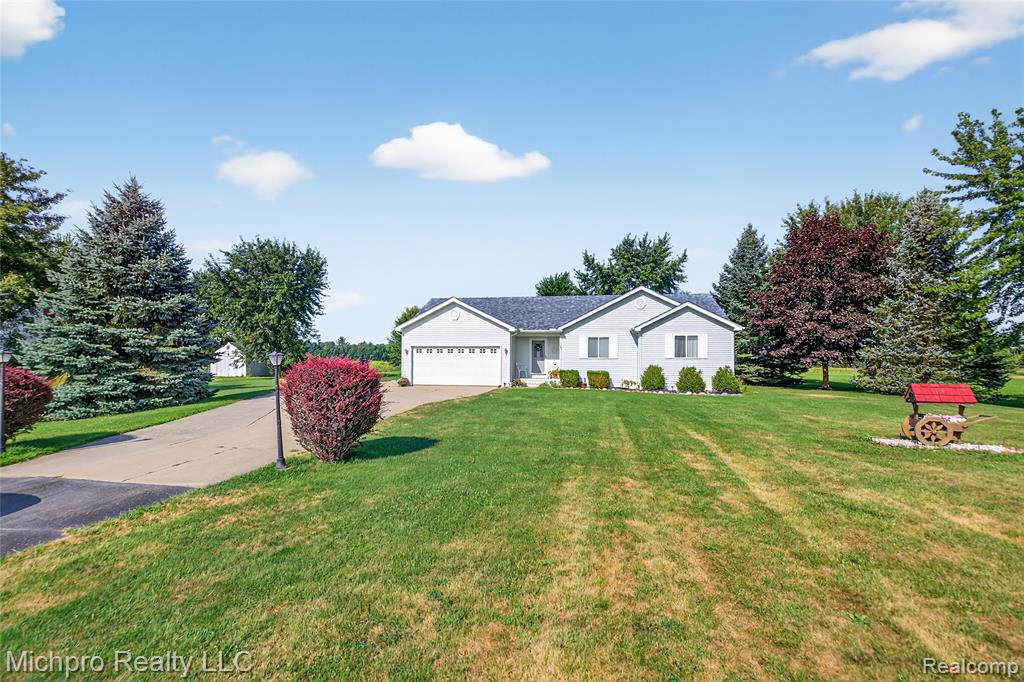 4411 Breen Road, Emmett, MI 48022 — Photo 36