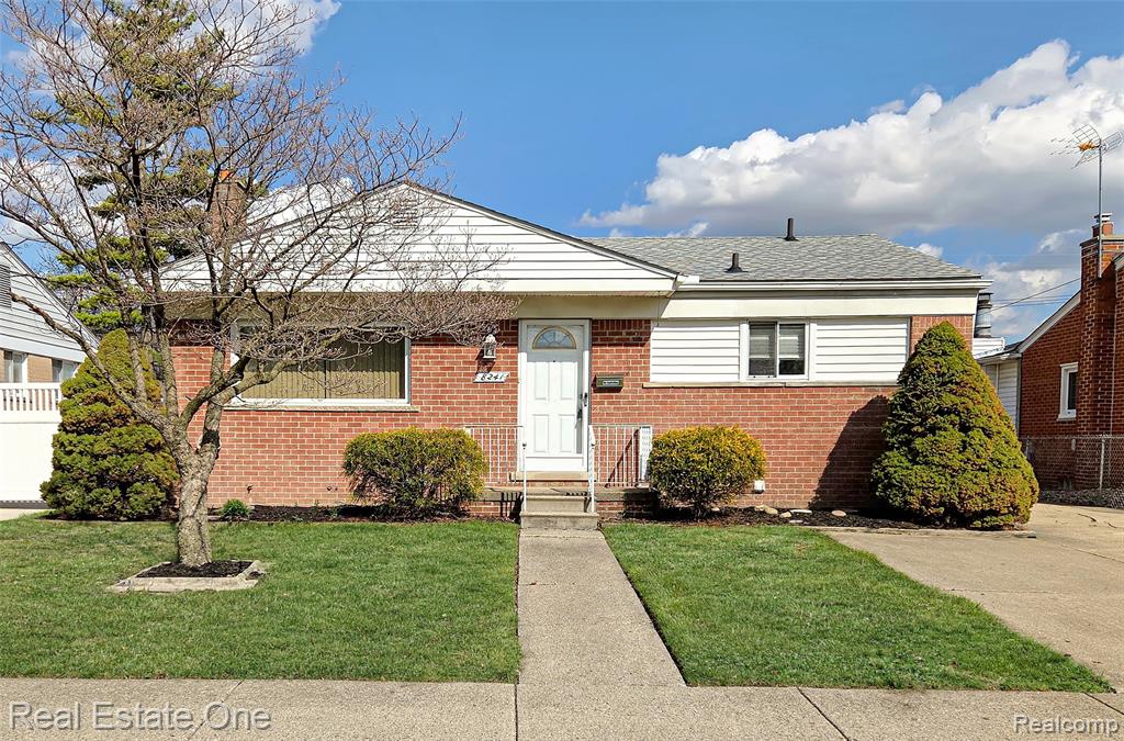 8241 Clippert Street, Taylor, MI — Photo 2