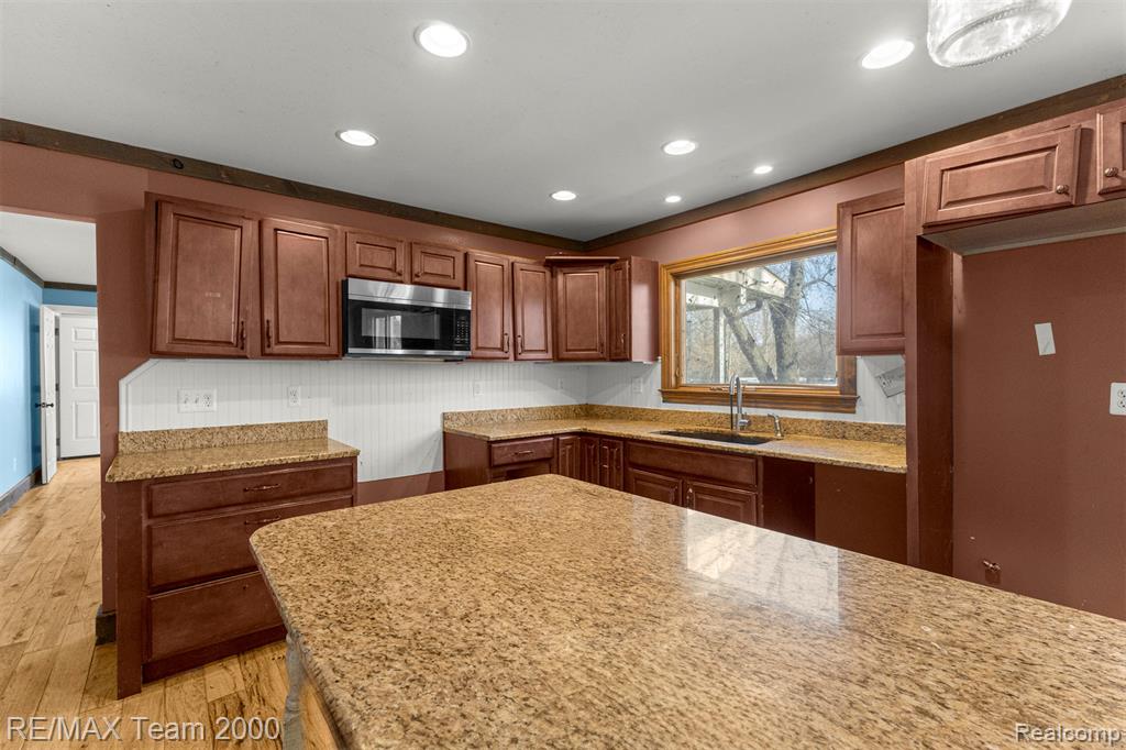 15615 Martinsville Road, Van Buren, MI 48111 — Photo 20