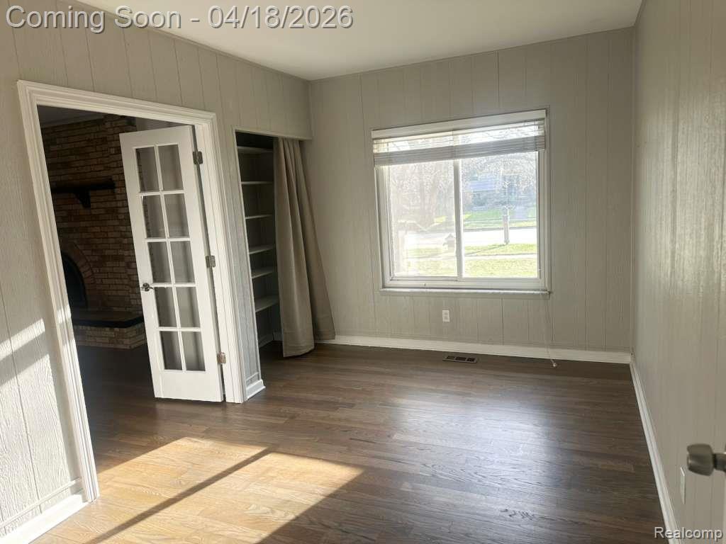 3960 Kings Point Drive, Troy, MI 48083 — Photo 14