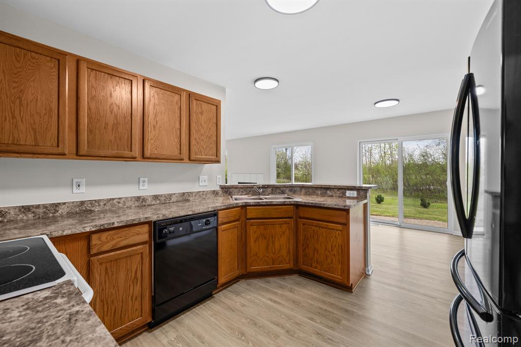 43529 S Timberview Drive, Van Buren, MI 48111 — Photo 6