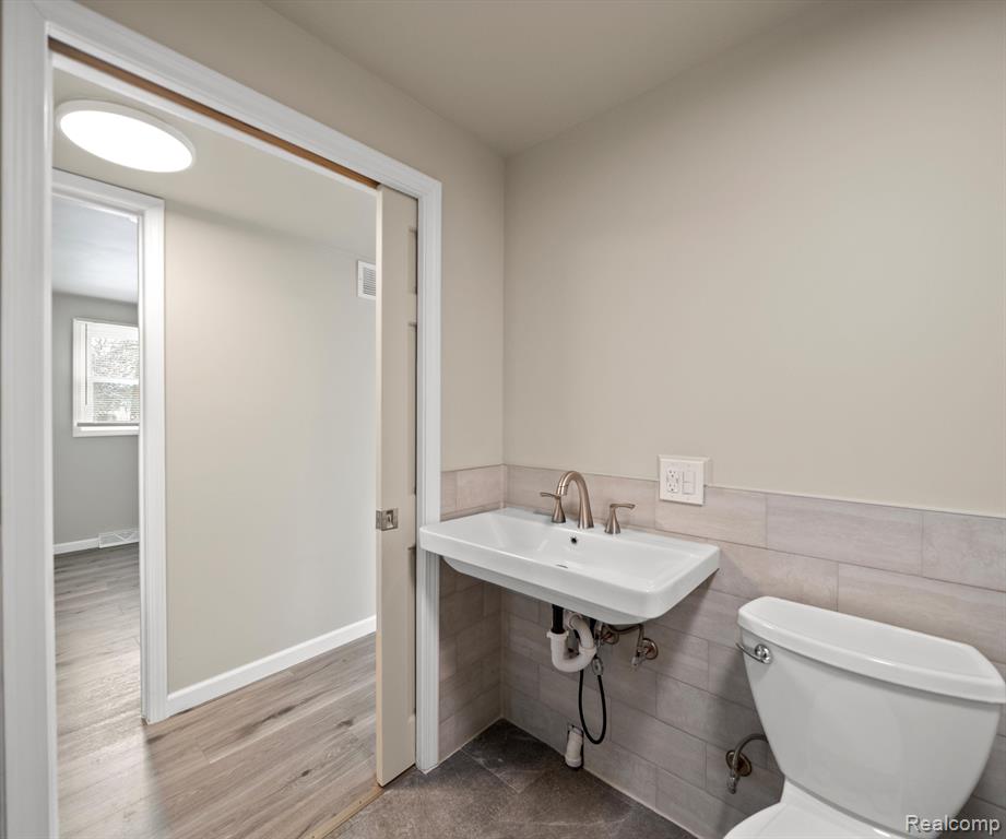 3175 LORRAINE Street, Ann Arbor, MI 48108 — Photo 20