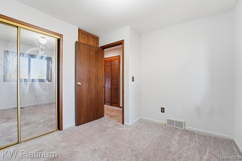 7383 Fisher Road, Grant, MI 48032 — Photo 15
