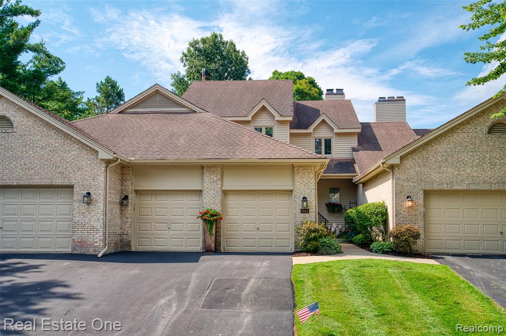 4884 Pine Eagles Court, Brighton, MI 48116 — Photo 11