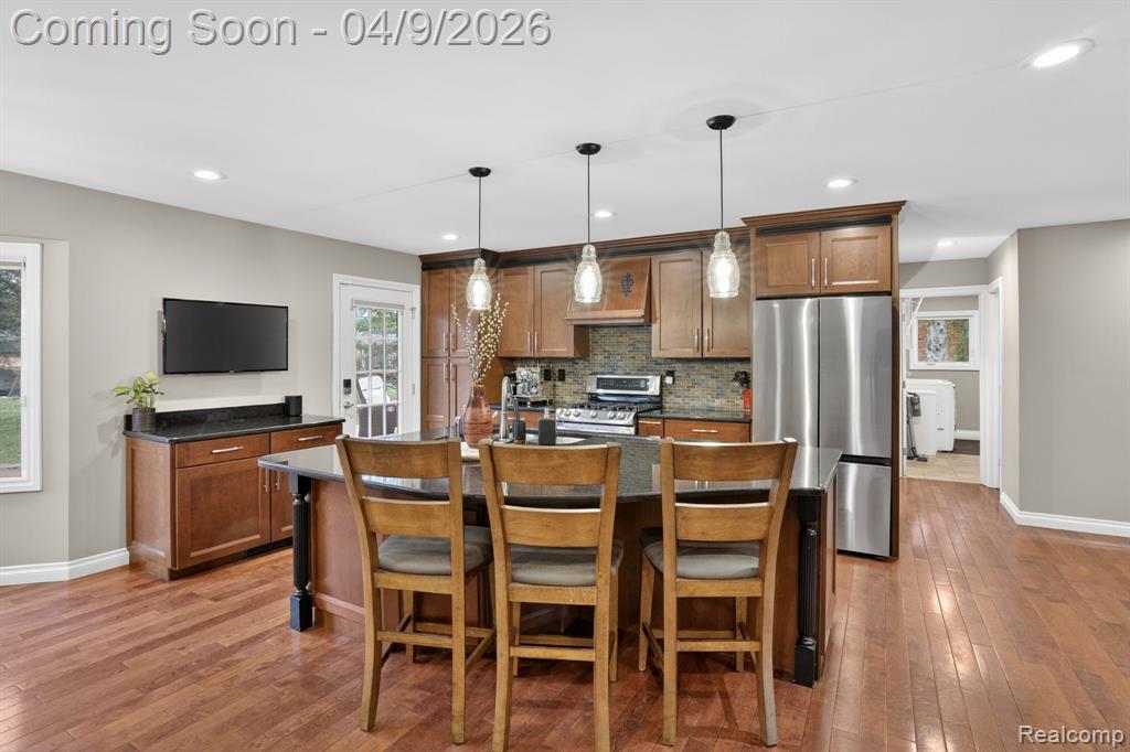 341 Ridgewood Road, Rochester, MI 48306 — Photo 18