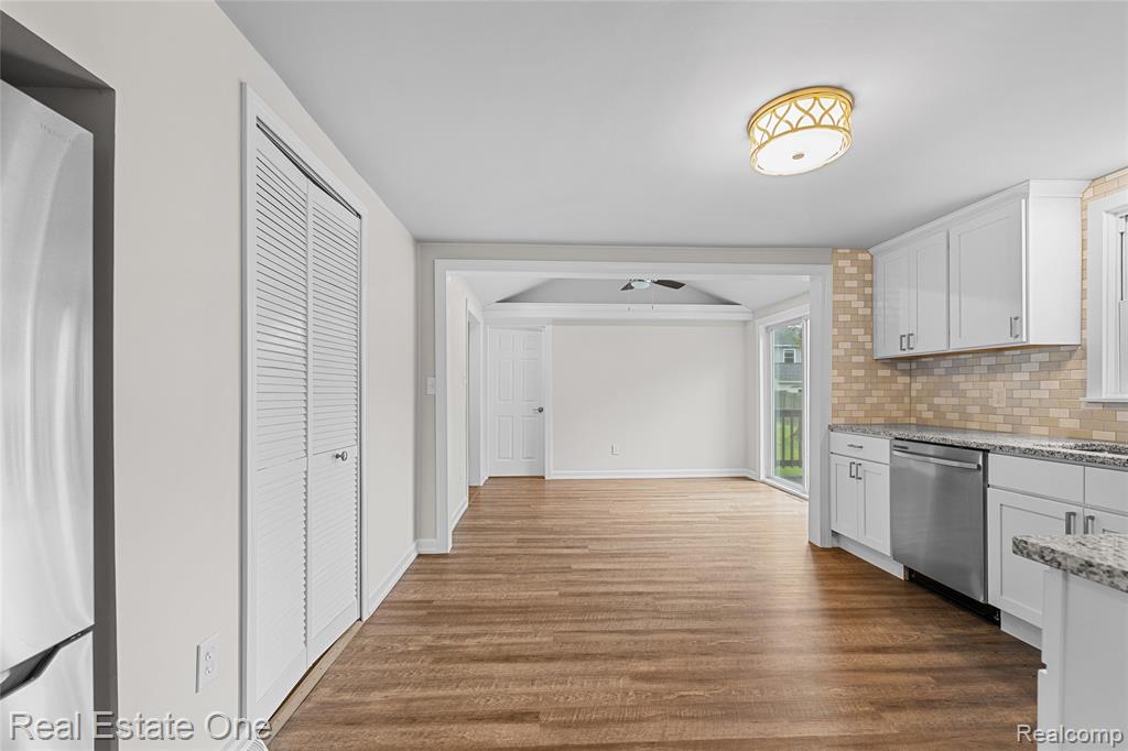 708 Birmingham Street, Lake Orion, MI 48362 — Photo 8