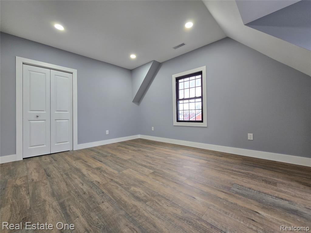 953 Kings Highway, Lincoln Park, MI 48146 — Photo 14