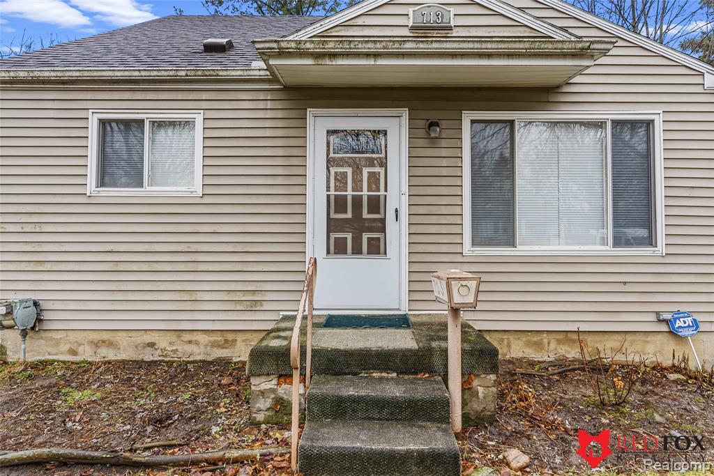 713 Leland Street, Flint, MI 48507 — Photo 4