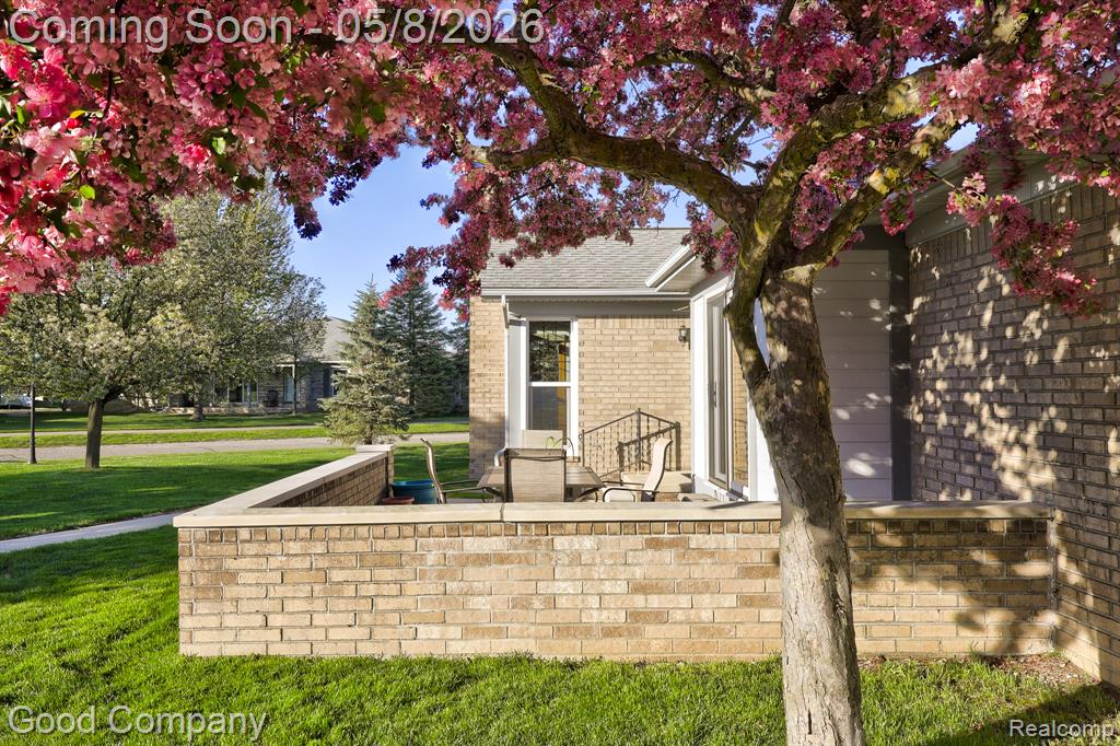 48390 Seawind Court, Utica, MI 48315 — Photo 37