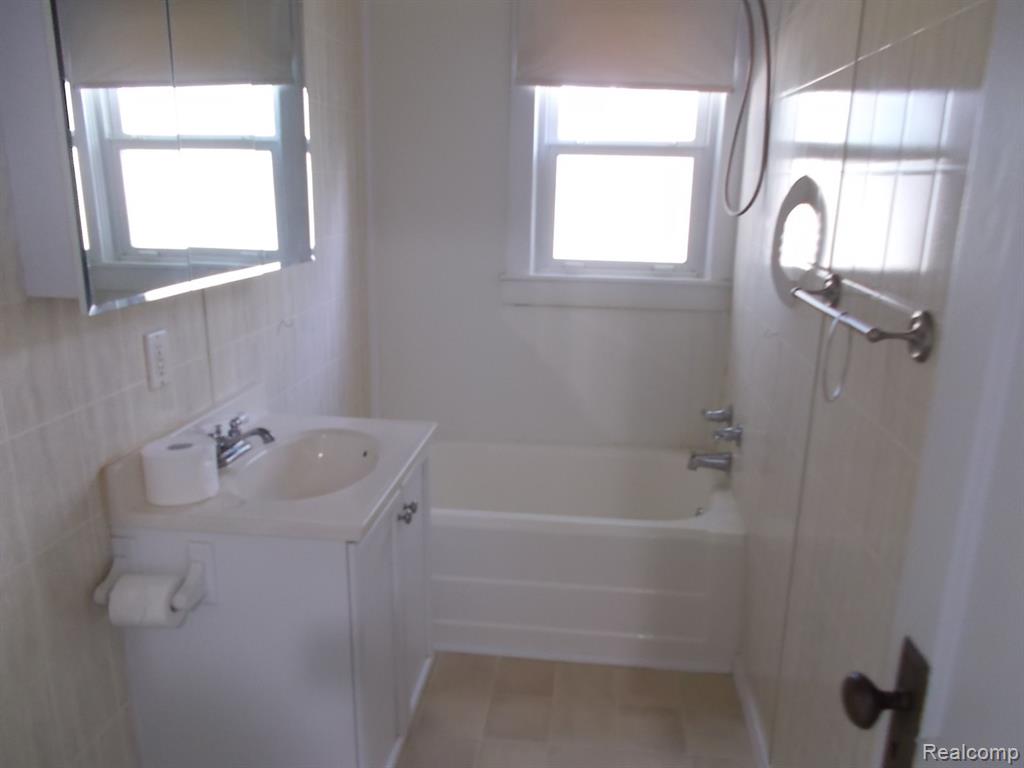 621 Meek Street, Caro, MI 48723 — Photo 10