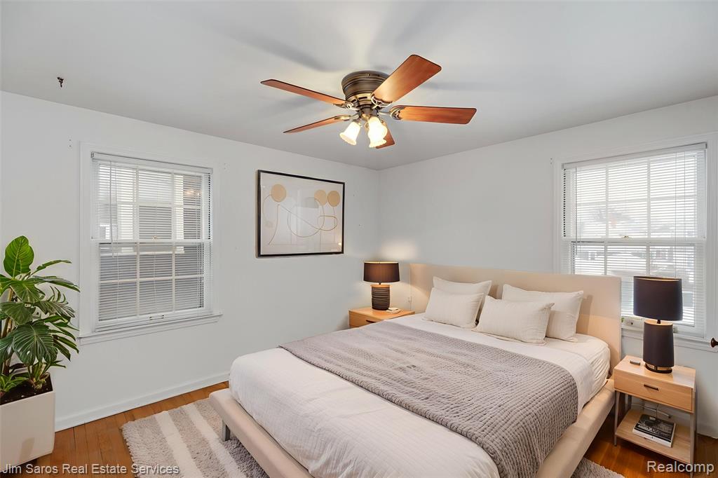 1328 Lakepointe Street, Grosse Pointe Park, MI 48230 — Photo 15