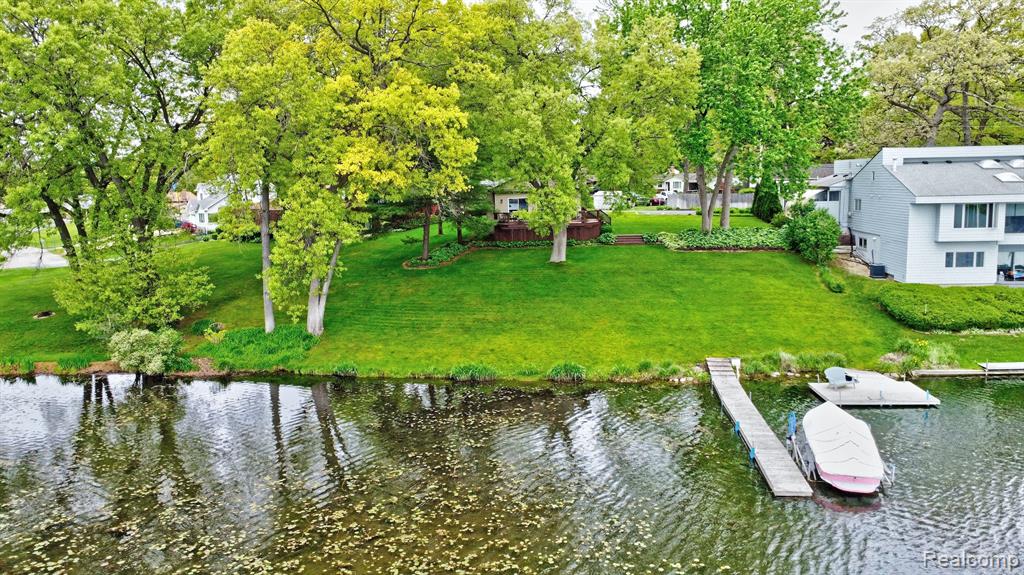 4030 ROLLINS Avenue, Waterford, MI 48329 — Photo 41