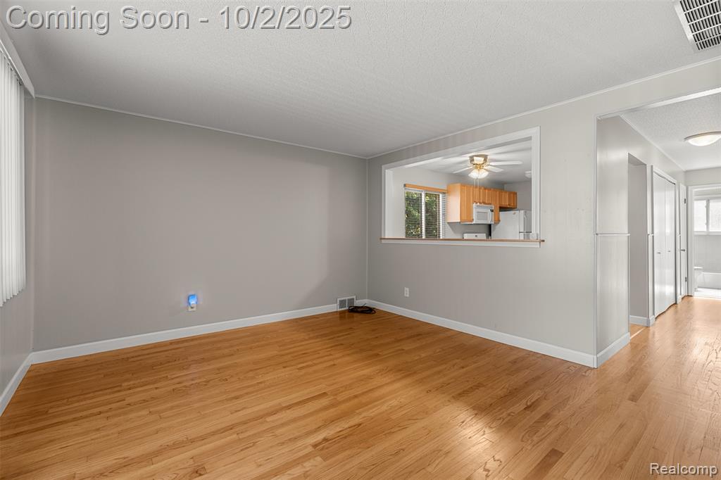 8610 Central, Center Line, MI 48015 — Photo 6