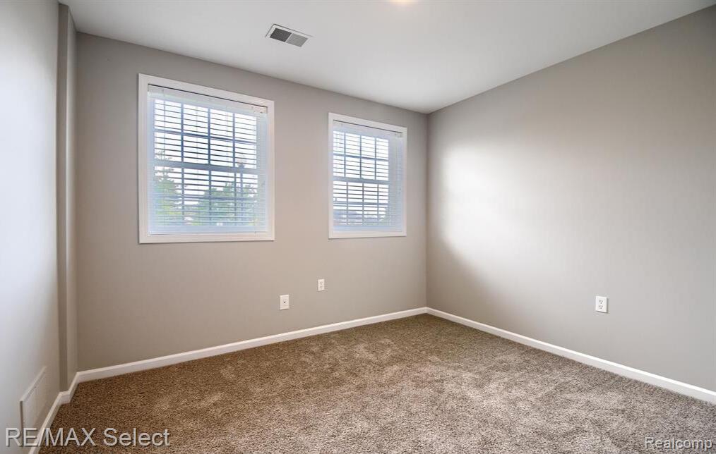 700 Eagle Drive, Fenton, MI 48430 — Photo 14