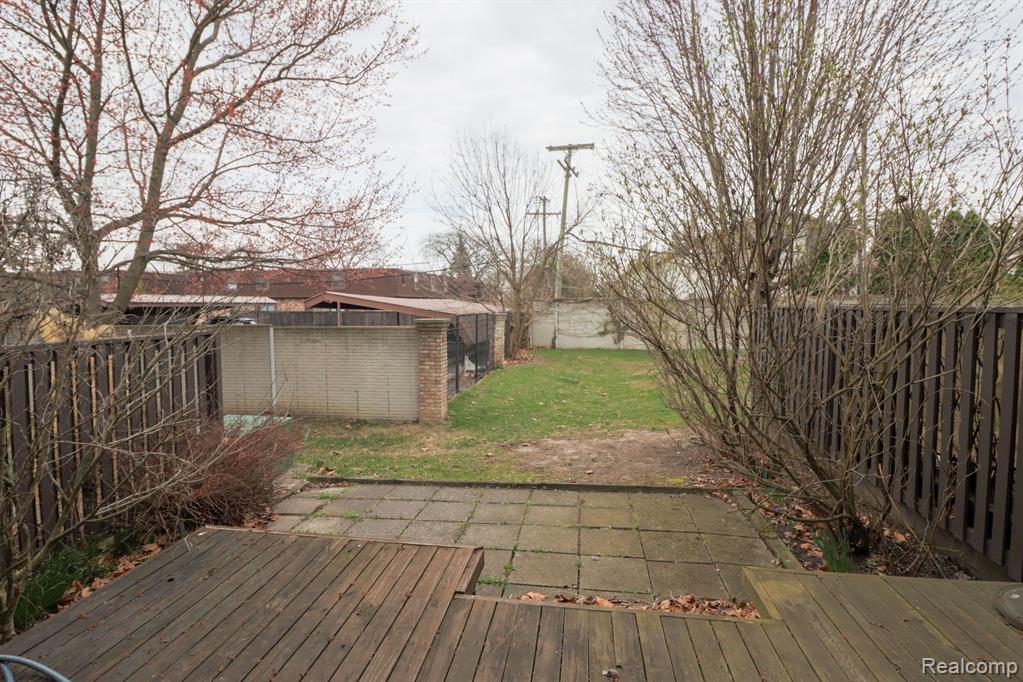 1816 SHIRE, Royal Oak, MI 48073 — Photo 26