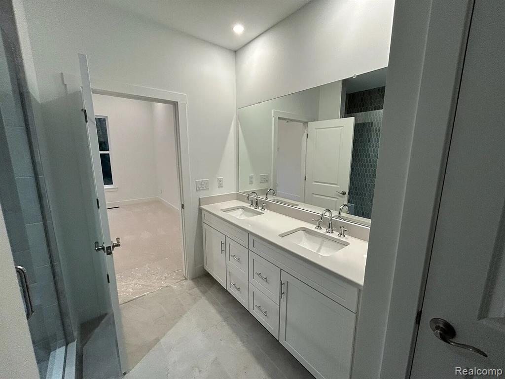 5350 Trail Vista Drive, West Bloomfield, MI 48323 — Photo 16