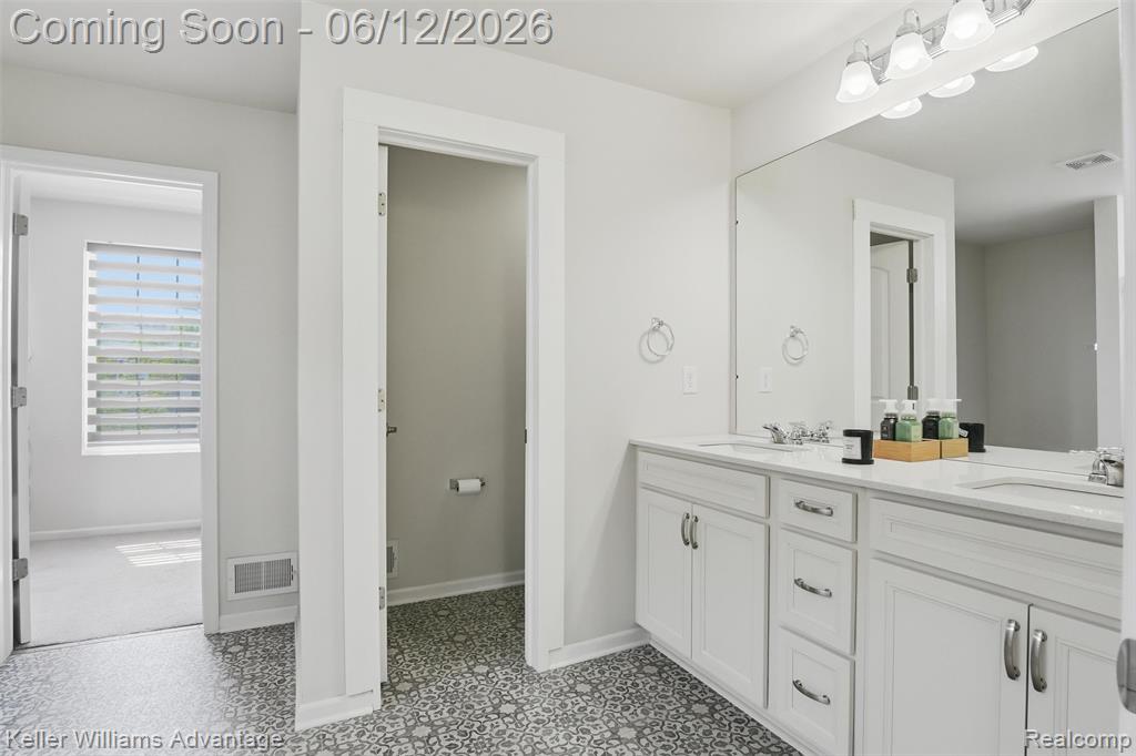 6134 Fieldstone Circle, South Lyon, MI 48178 — Photo 29