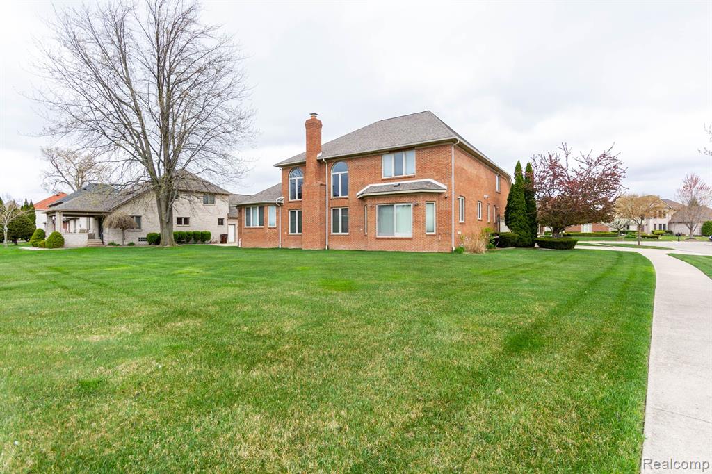 49759 Lakebridge Drive, Shelby Twp, MI 48315 — Photo 56