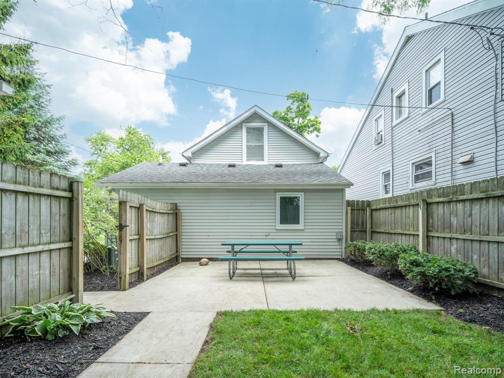 834 Union Street, Port Huron, MI 48060 — Photo 22