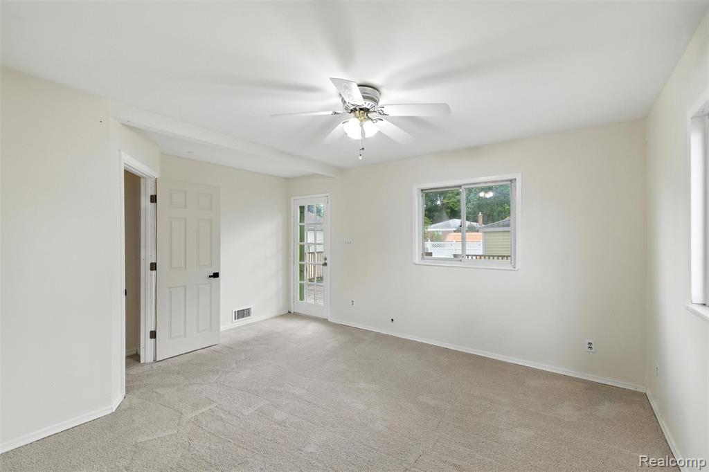 4108 Harding Street, Dearborn Heights, MI 48125 — Photo 17