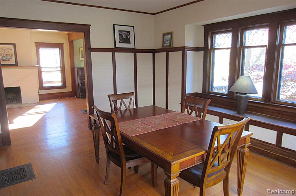 77 Franklin Boulevard, Pontiac, MI 48341 — Photo 9