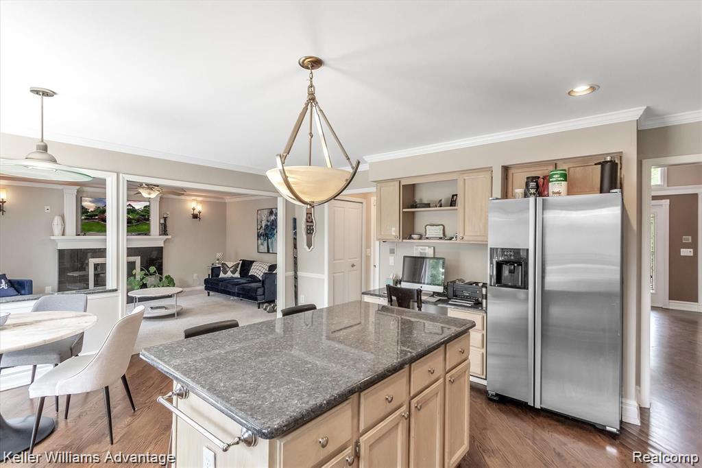 9049 Cobblestone Circle, Plymouth, MI 48170 — Photo 8