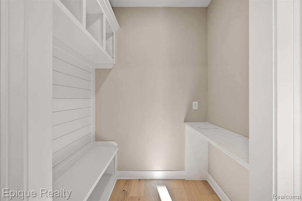 50605 Mistwood Drive, Macomb, MI 48042 — Photo 21