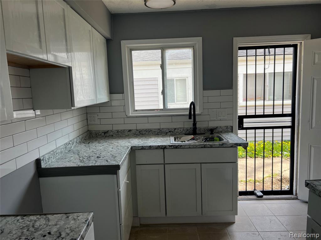 4337 Algonquin Street, Detroit, MI 48215 — Photo 9