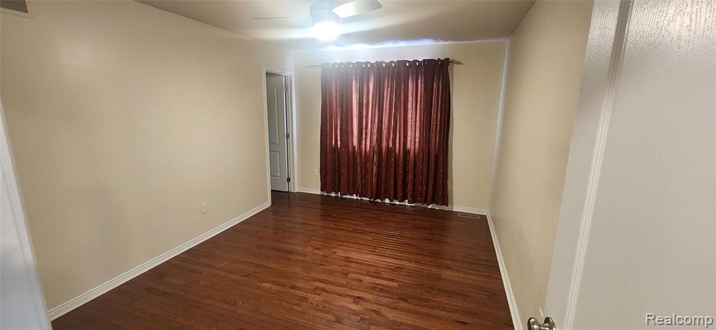 42849 Saint James Court, Sterling Heights, MI 48314 — Photo 28