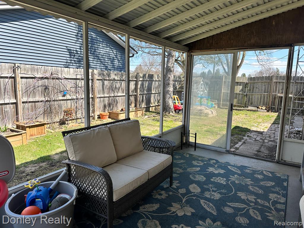 641 Coutant Street, Flushing, MI 48433 — Photo 28