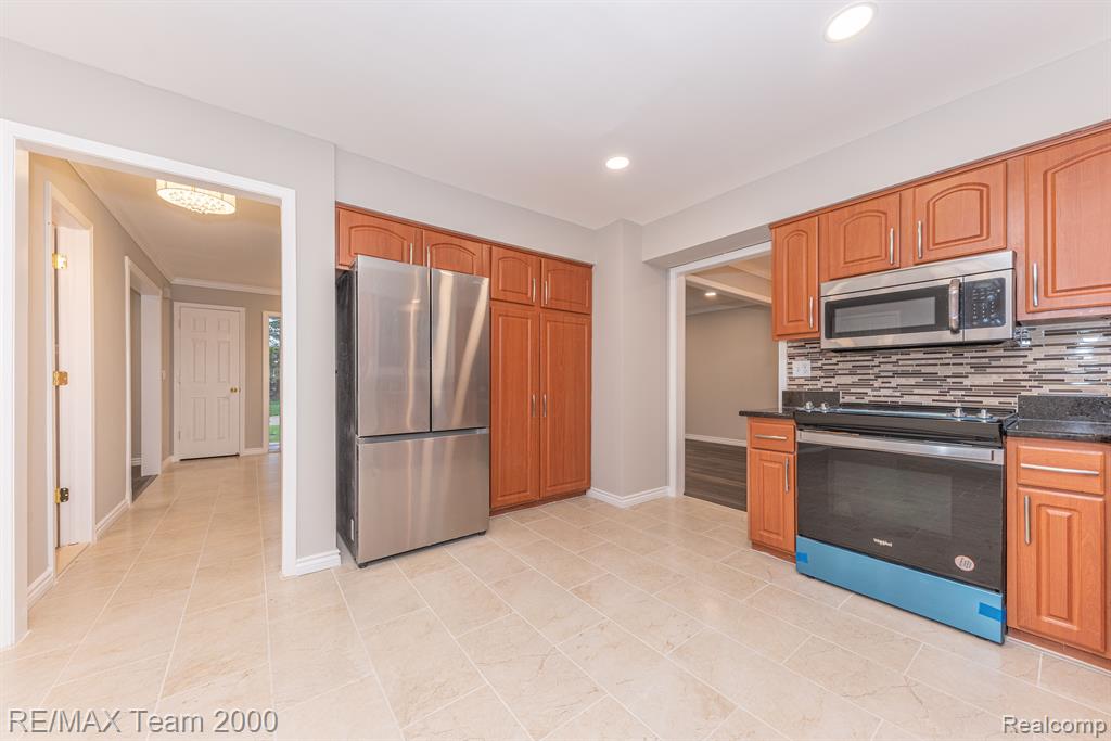 17148 PON VALLEY Drive, Northville, MI 48168 — Photo 55