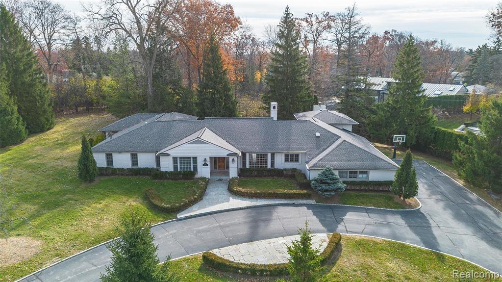 591 Rudgate Road, Bloomfield Hills, MI 48304 — Photo 2