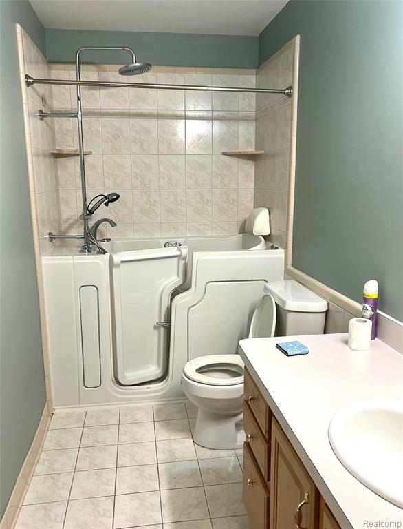 39852 Southpointe Avenue, Harrison Township, MI — Photo 10