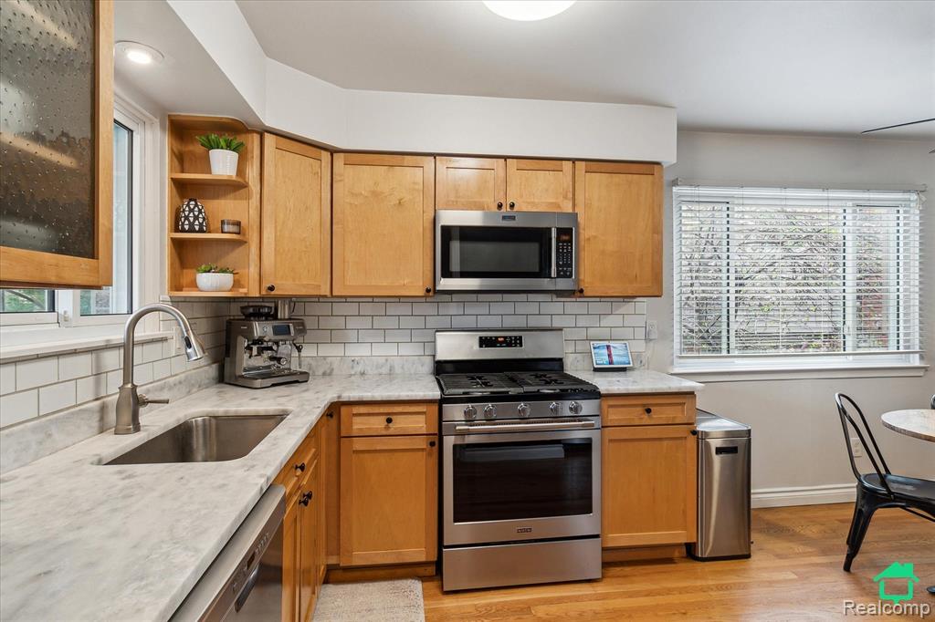 40807 Ivywood Lane, Plymouth, MI 48170 — Photo 12