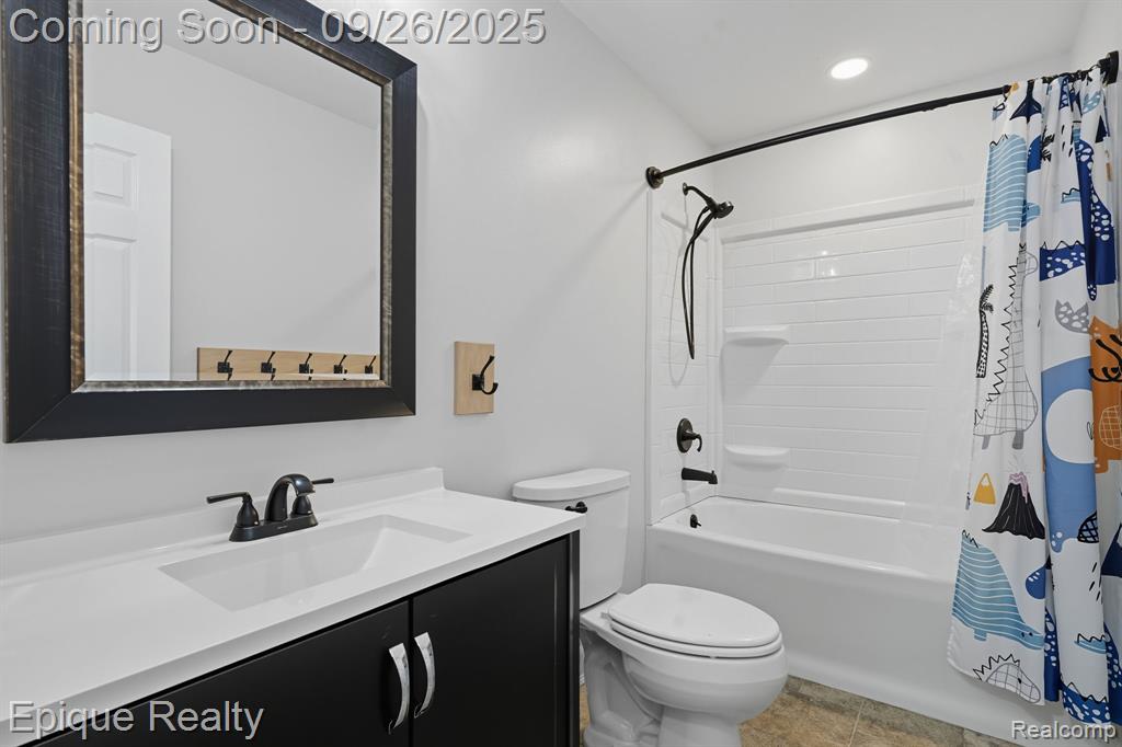6481 Byron Road, Howell, MI 48855 — Photo 17