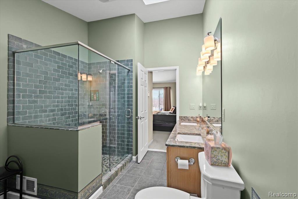 57322 HIDDEN TIMBERS Drive, South Lyon, MI 48178 — Photo 25