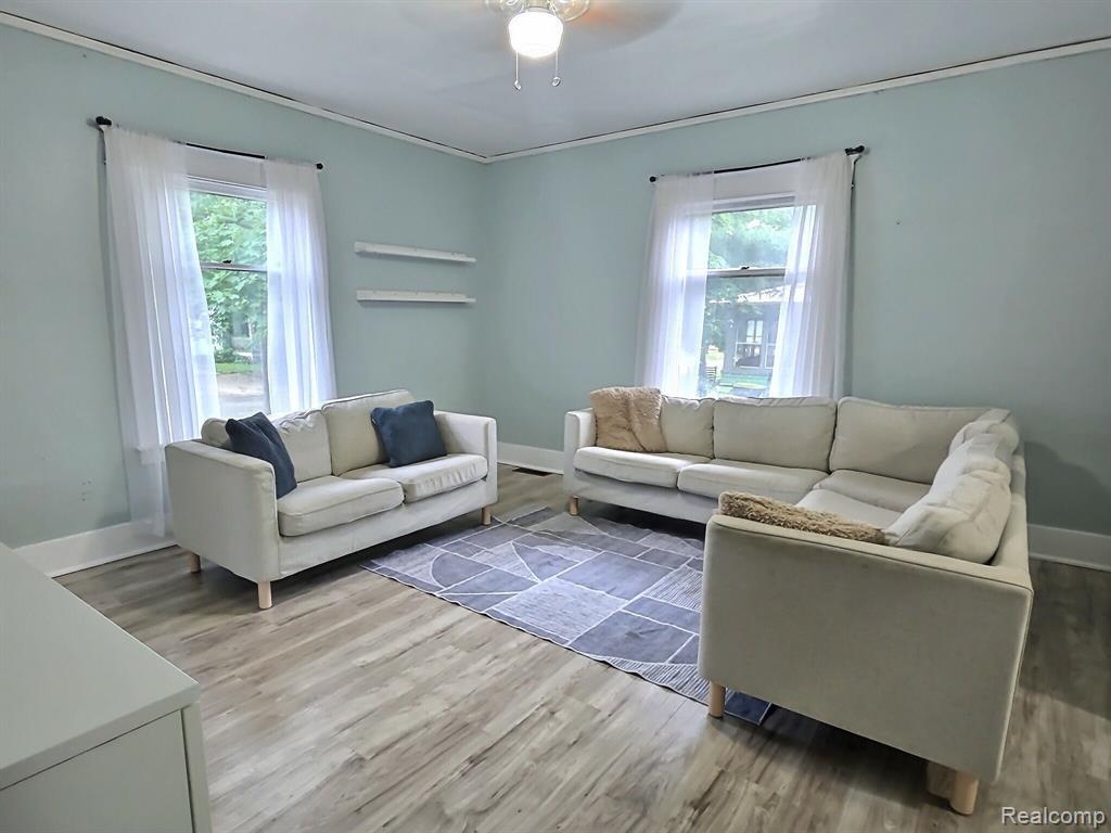 5014 FORD Street, Swartz Creek, MI 48473 — Photo 2