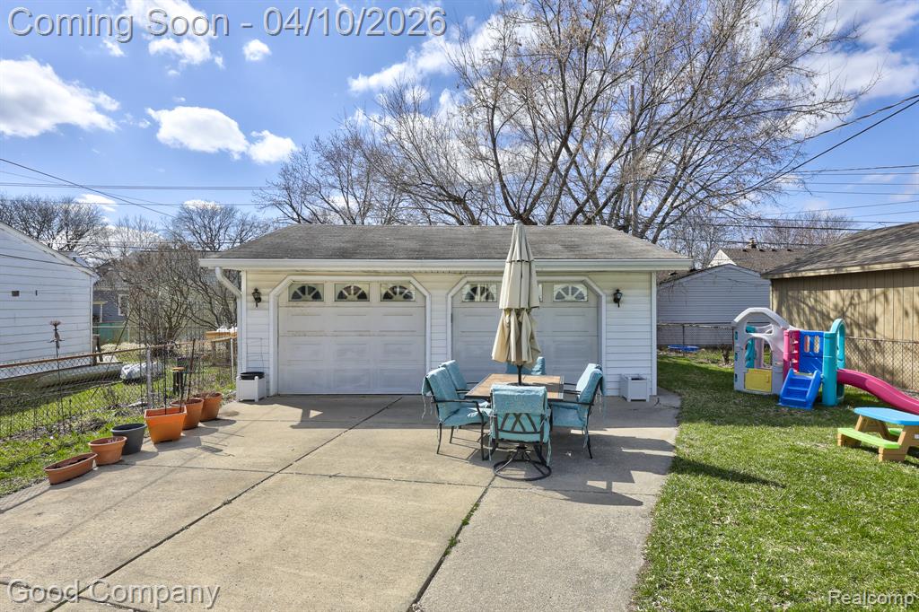 915 N Dorchester Avenue, Royal Oak, MI 48067 — Photo 43