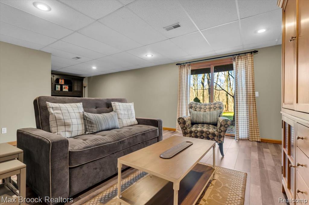 5970 Lynne Hollow Drive, Commerce Twp, MI 48382 — Photo 50